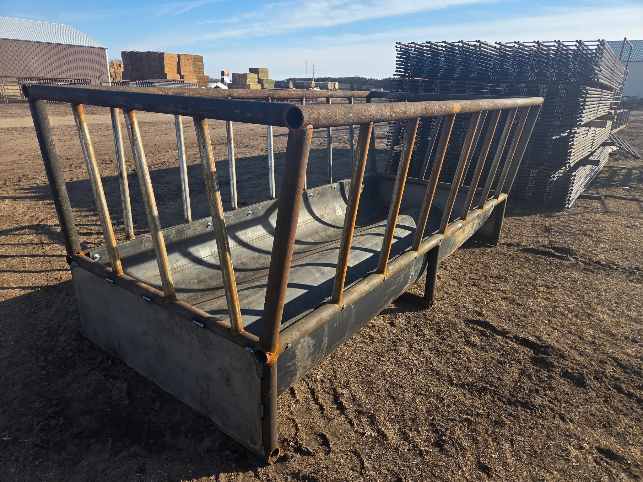 Belted Bale Feeder
