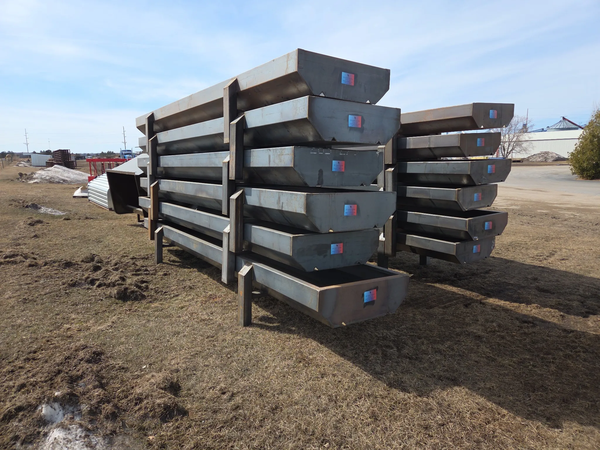 Steel Feed Bunks Detail