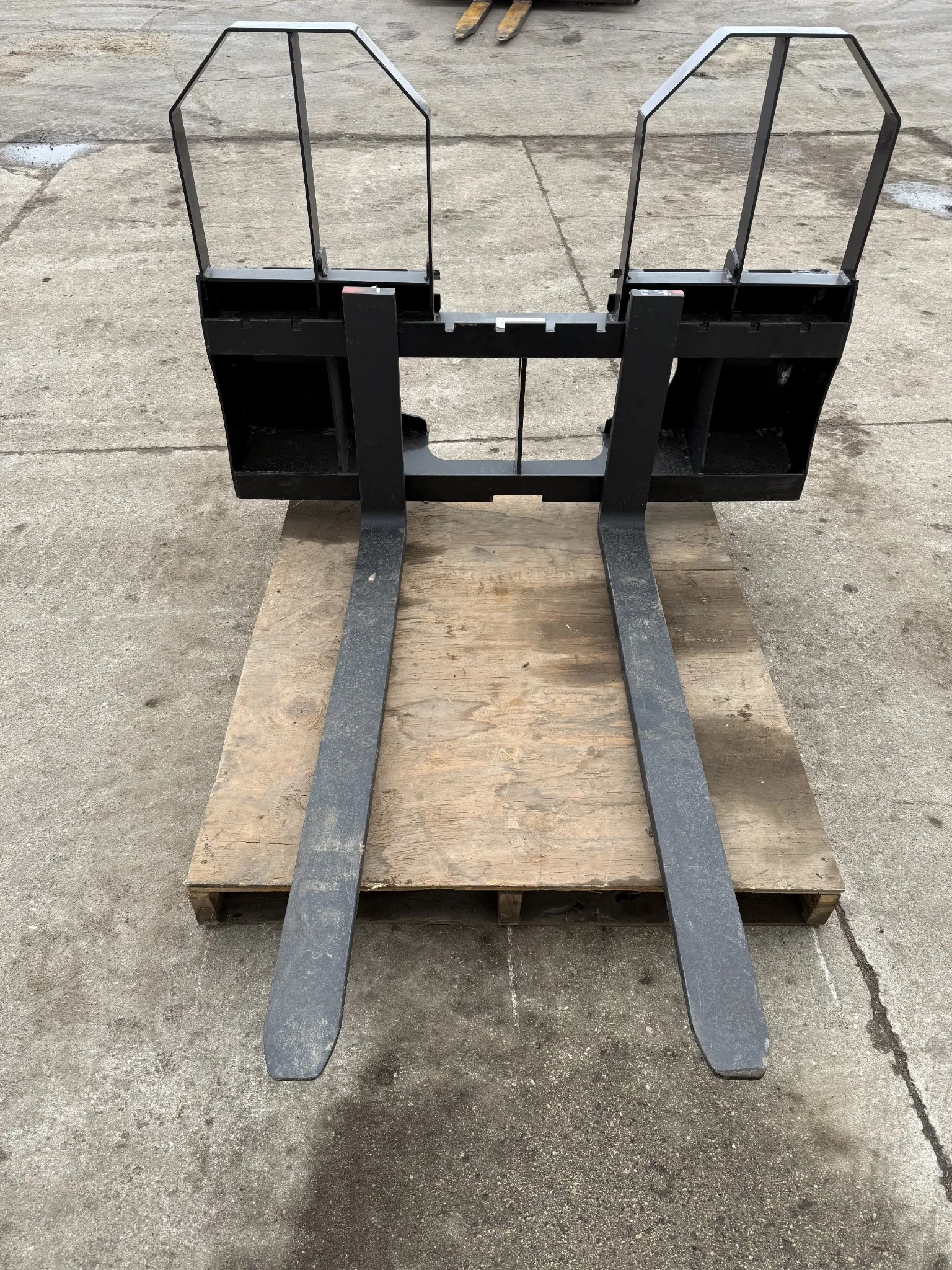 Walk Through Pallet Forks Close-up